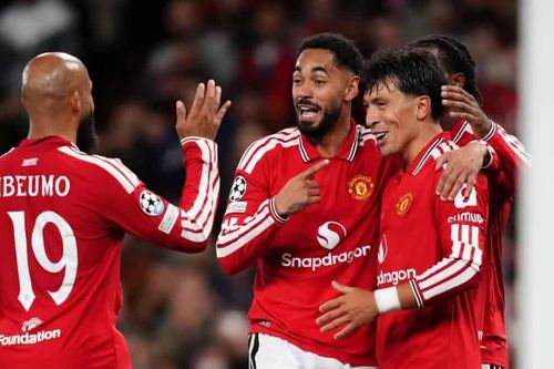 MU biến ngày trở lại Champions League thành bữa tiệc bàn thắng
