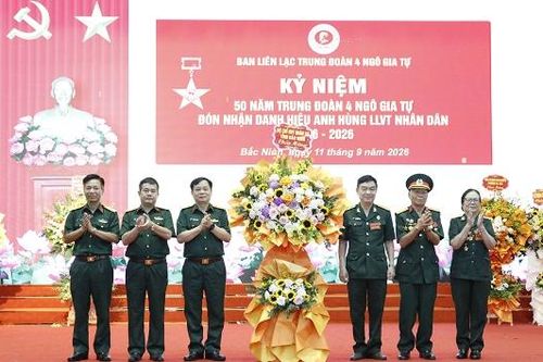 Bắc Ninh: Trung đoàn 4 Ngô Gia Tự kỷ niệm 50 năm ngày nhận danh hiệu Anh hùng Lực lượng vũ trang nhân dân