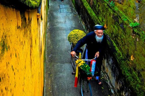 Đi thật xa mới tìm được đường về nhà