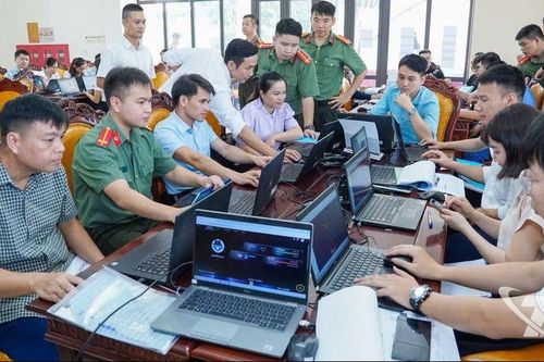 Tôn trọng bản quyền trên không gian số
