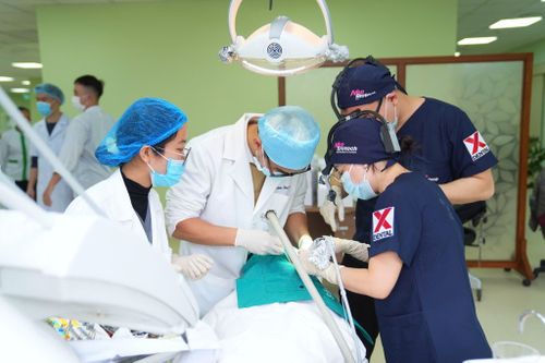 Nhân viên y tế được hưởng phụ cấp ưu đãi nghề cao nhất 80%