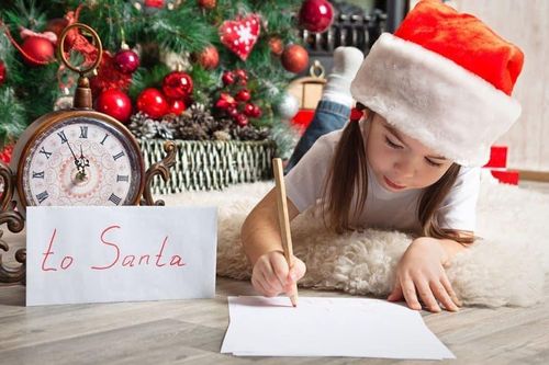 Cô gái thay ông già Noel viết thư mỗi năm một lần