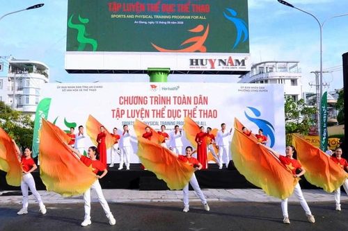 Hơn 1.500 vận động viên lan tỏa tinh thần rèn luyện thể dục thể thao