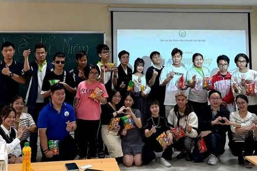 Mất ánh sáng đôi mắt, không để bóng tối lấy đi tương lai