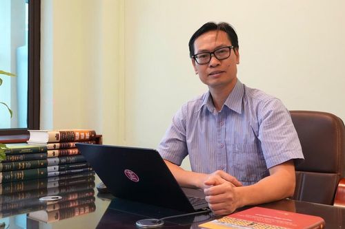 Muốn có nhà khoa học, phải đầu tư từ khi còn là nghiên cứu sinh
