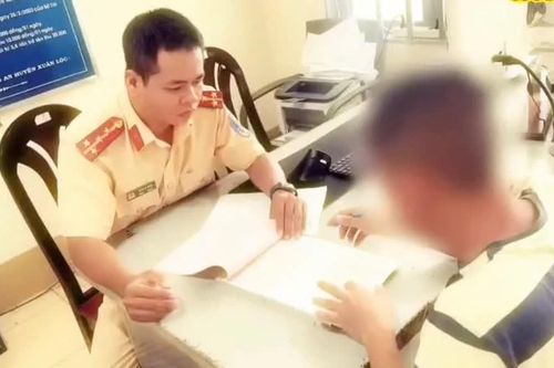 Đồng Nai: Xử lý tài xế vượt đèn đỏ qua đường sắt