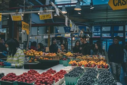 Người Canada quay lưng với hàng Mỹ, siêu thị phải tìm nguồn cung mới