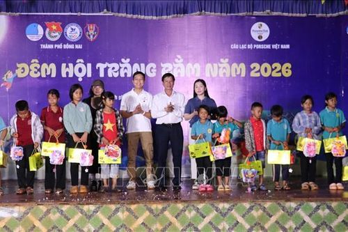 Đêm hội trăng rằm - kết nối và lan tỏa yêu thương
