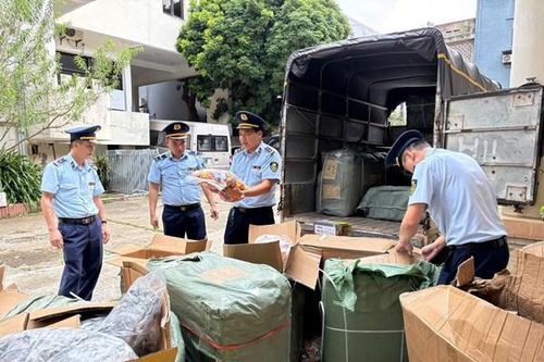 Phát hiện, tạm giữ hơn 23.000 sản phẩm đồ chơi trẻ em trên khâu lưu thông