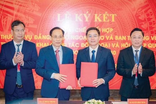 Đưa di sản Huế vươn tầm thế giới