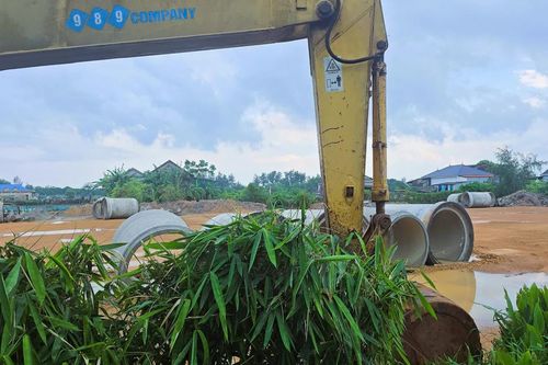 Quảng Trị: Dự án Tuyến đường qua cầu Cửa Tùng, Cửa Việt còn ngổn ngang, vướng mặt bằng