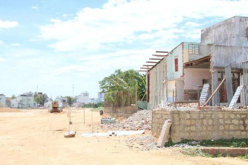 Tuyến đường từ quốc lộ 19C kết nối cảng Quy Nhơn: Mặt bằng đến đâu, thi công đến đấy