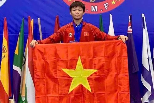 Vận động viên CAND giành huy chương bạc Giải vô địch Muay thế giới