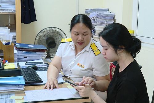 Hộ kinh doanh lao đao khi phải tra cứu hàng trăm hướng dẫn thuế