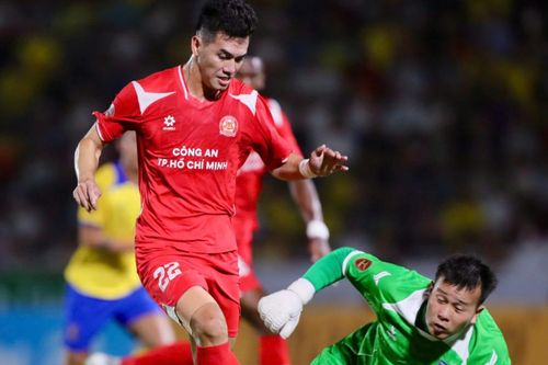 Các đội nhóm dưới gây bất ngờ ở vòng 2 LPBank V-League