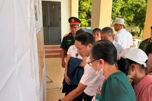 Xã Vĩnh Thanh bảo đảm điều kiện để người dân góp ý về quy hoạch Trục đại lộ cảnh quan sông Hồng