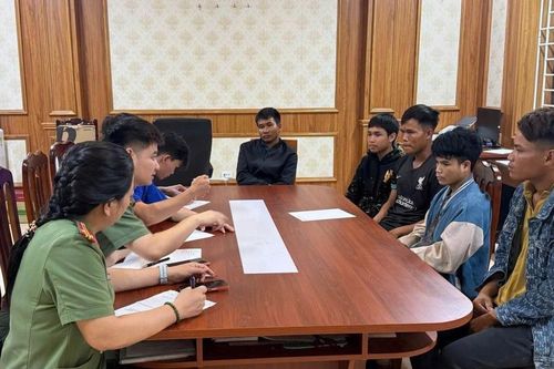 Ninh Bình: Khởi tố 3 người tổ chức cho lao động Lào ở lại Việt Nam trái phép
