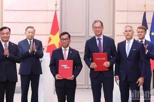 Vietjet và Thales mở rộng hợp tác hàng không công nghệ cao
