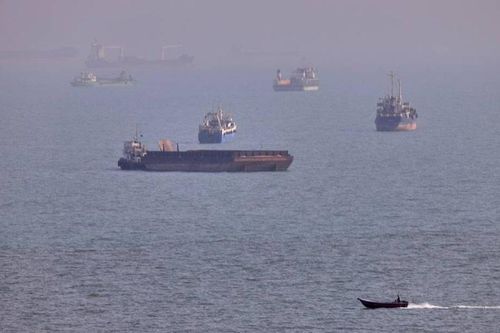 Iran và Oman nhất trí về tuyến hàng hải mới qua eo biển Hormuz