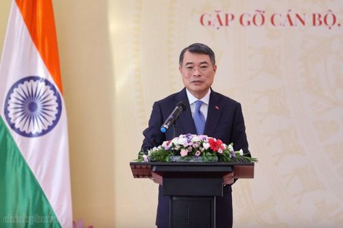 Thủ tướng Lê Minh Hưng gặp gỡ cán bộ, nhân viên các cơ quan đại diện Việt Nam tại Ấn Độ