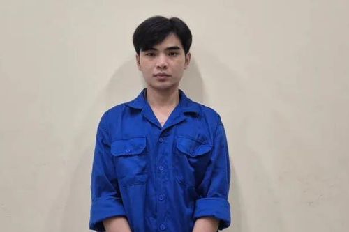 Nợ 1,3 tỷ đồng vì tiền ảo, mang 2 khẩu súng đột nhập nhà dân cướp tài sản