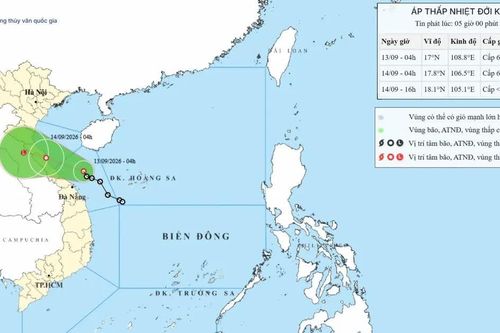 Áp thấp nhiệt đới vào vùng biển Trung bộ, cảnh báo mưa lớn