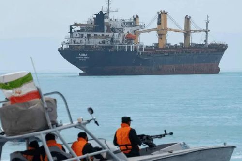 Iran, Oman đạt thỏa thuận về eo biển Hormuz