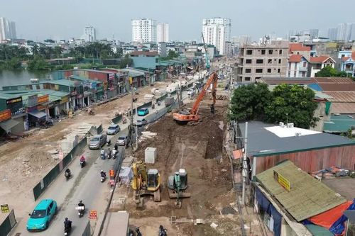 Hà Nội: Tăng tốc thi công dự án mở rộng đường Lĩnh Nam