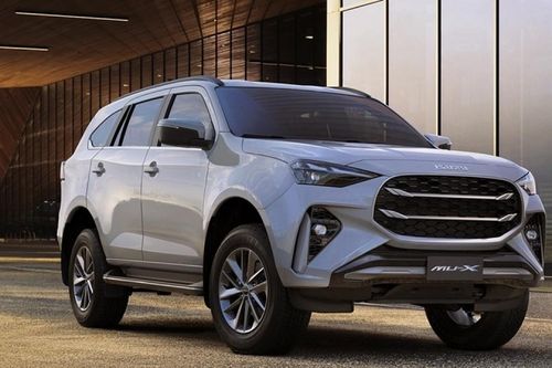 Top 10 xe ô tô bán chậm nhất tháng 8/2026 tại Việt Nam: Isuzu mu-X bất ngờ đội sổ