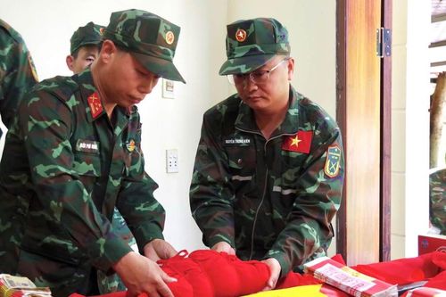 Tổ chức cất bốc, quy tập 12 hài cốt liệt sĩ tại Tuyên Quang