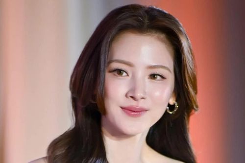 Mỹ nhân Thái Lan Baifern hội ngộ Hoa hậu Thanh Thủy, Tiểu Vy