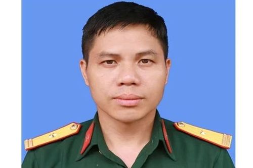Bí thư Tỉnh ủy Hưng Yên thăm hỏi gia đình Thiếu tá quân đội hy sinh khi cứu người