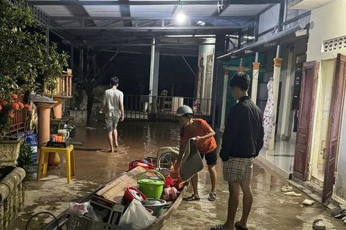 Quảng Trị: Nước sông Sê Pôn dâng nhanh, di dời 700 người