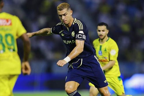 Ronaldo bất lực, Al Nassr thoát thua nhờ siêu phẩm