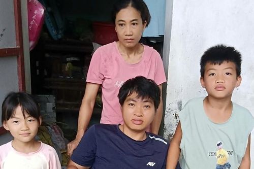 Người đàn ông cần 80 triệu đồng phẫu thuật chân để đi lại nuôi hai con nhỏ