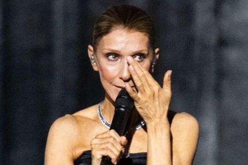 Ca sĩ Celine Dion khóc như mưa khi trở lại sân khấu sau 6 năm mắc bệnh lạ
