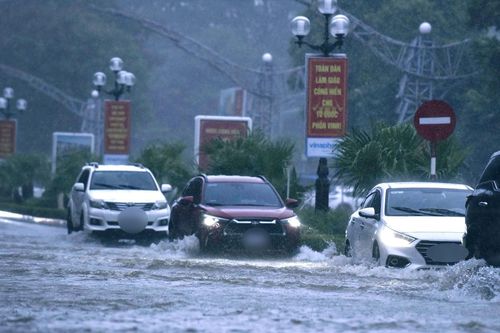 Áp thấp nhiệt đới vào Quảng Trị: Mưa lớn dịch chuyển, hơn 100 xã nguy cơ sạt lở