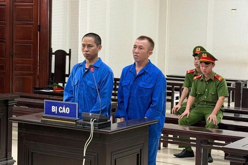 Hai bị cáo lĩnh 33 năm tù vì mua bán, tổ chức sử dụng ma túy