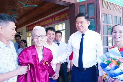 Nâng sức chiến đấu từ cơ sở, tạo động lực phát triển