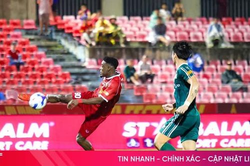 Hồng Lĩnh Hà Tĩnh có chiến thắng đầu tiên tại V.League