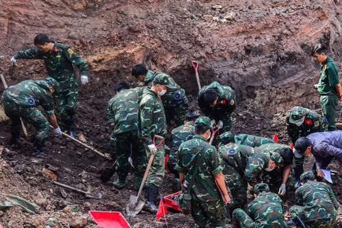 Quy tập thêm 11 bộ hài cốt liệt sĩ tại Công viên Lê Thị Riêng