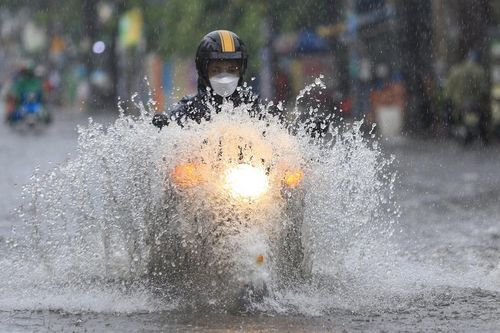 Dự báo thời tiết 13/9/2026: Miền Trung mưa rất to, tâm điểm đêm nay ở đâu?