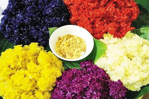 Dẻo thơm xôi ngũ sắc