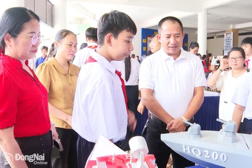 Sôi nổi ngày hội sáng tạo khoa học - công nghệ tại phường Biên Hòa
