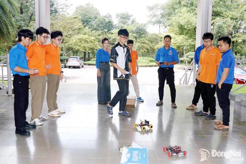 Nhiều hoạt động ý nghĩa trong ngày hội Bình dân học vụ số tại xã Lộc Thành
