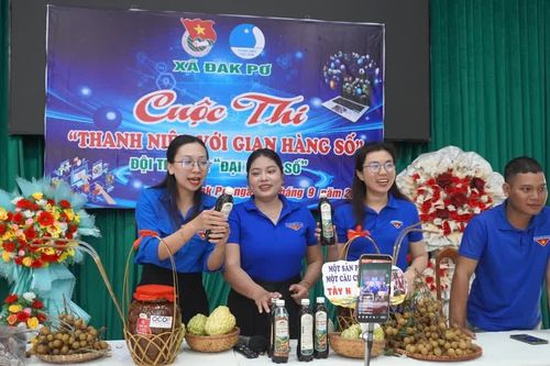 Đoàn xã Đak Pơ tổ chức cuộc thi “Thanh niên với gian hàng số”