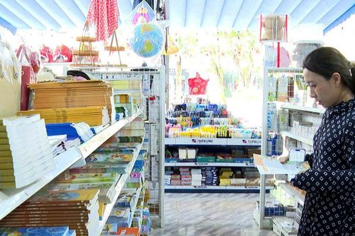 Sớm khắc phục tình trạng thiếu sách giáo khoa cục bộ tại Lâm Đồng