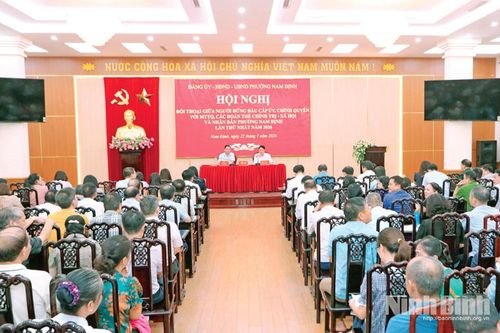 Dựa vào dân để xây dựng Đảng, hệ thống chính trị trong sạch, vững mạnh