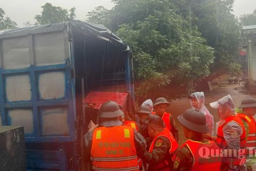 Bộ đội Biên phòng tỉnh: Phối hợp di dời 143 hộ/460 nhân khẩu ra khỏi vùng nguy hiểm