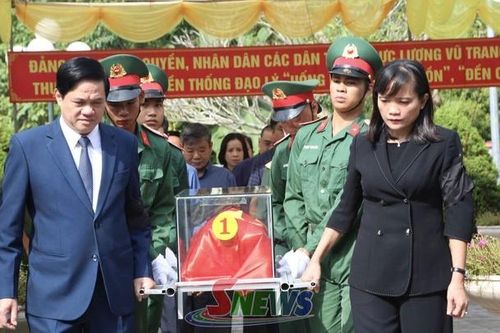 Lễ viếng, truy điệu và an táng hài cốt liệt sĩ tại Nghĩa trang Liệt sĩ xã Yên Châu